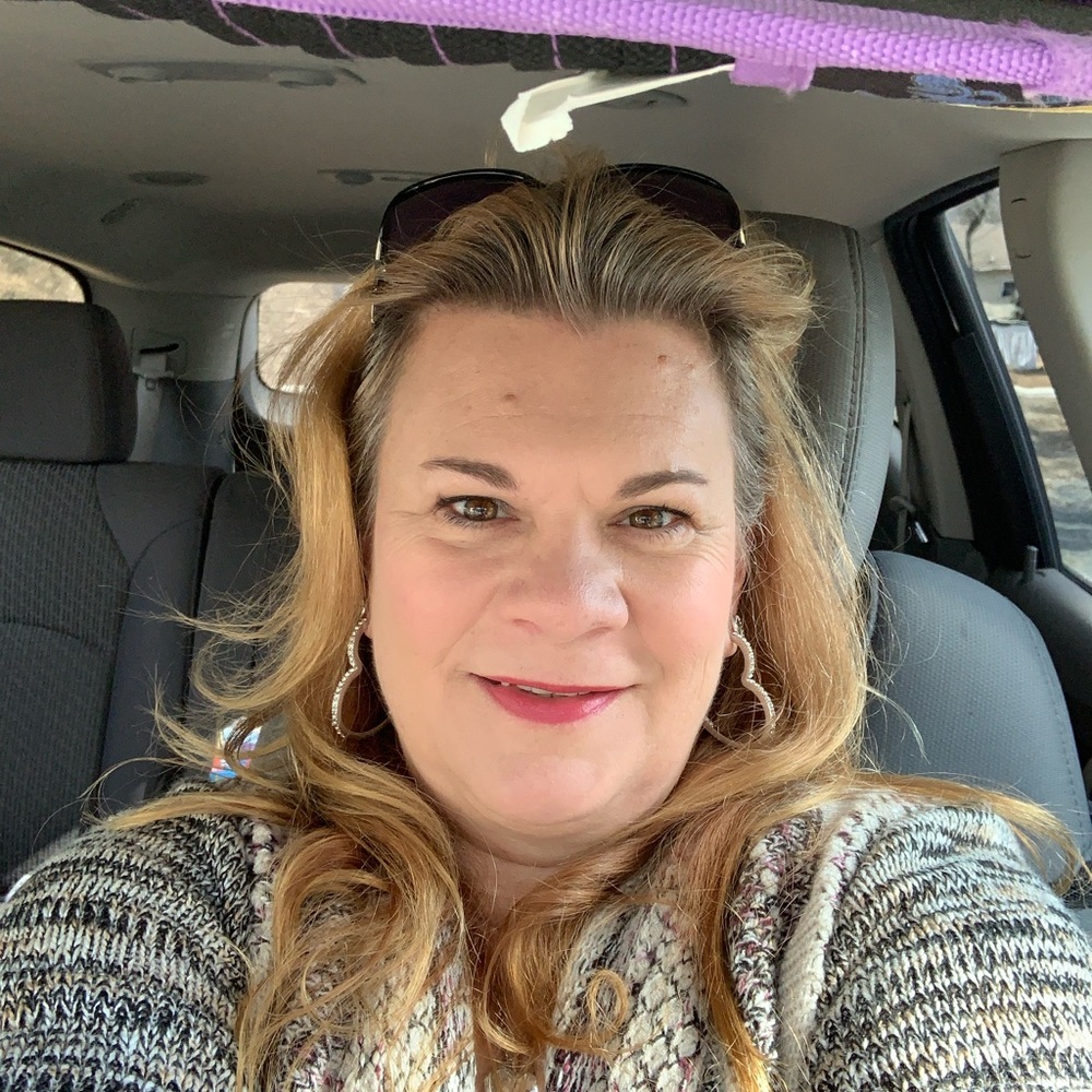 Meet your Posher, Valerie